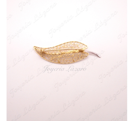 BROCHE 18KTS BICOLOR HOJA CALADA