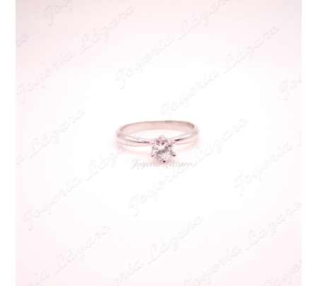 SORTIJA ORO BL. 18 KTS CIRCONITAS 6 GARRAS,PRINCESA                                                 