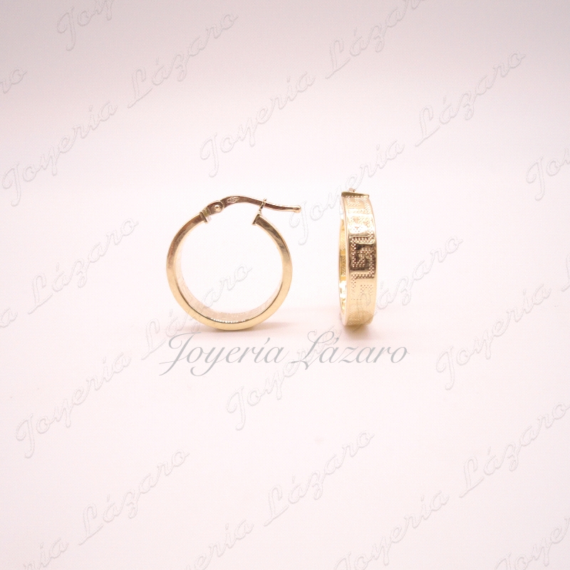 PEND. AROS ORO 18 KTS TABLA GRECA 15X4MM INT.                                                       