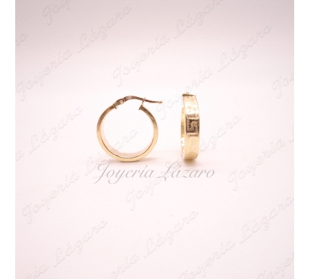 PEND. AROS ORO 18 KTS TABLA GRECA 15X4MM INT.                                                       