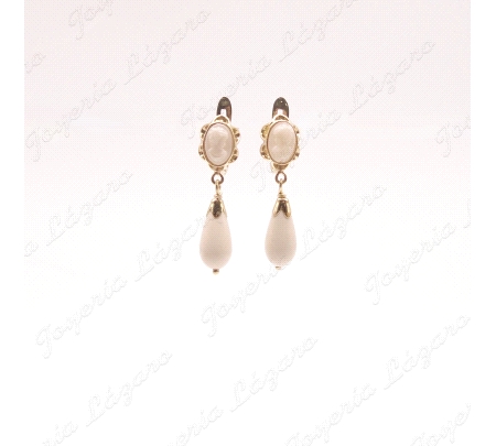 ORO 18 KTS PEND. CHUPONES BLANCOS CARITA 6X4+CHUPON LISO                                            