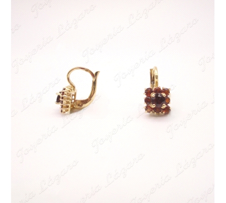 PEND. ORO 18KT OCASION ROSETON GRANATE.