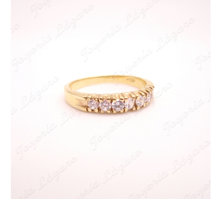 SORTIJA ORO 18 KTS 7 CIRCOS. ENGASTADAS GARRAS