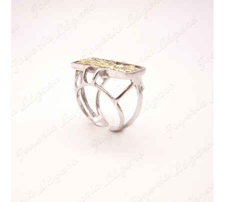 SORTIJA PLATA CHAPADA EN PLATINO Y ORO, RECTANGULAR  AJUSTABLE, CALADA