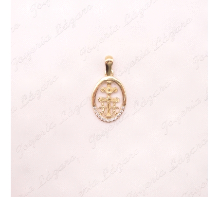 CRUZ DE CARAVACA ORO 18 KTSMITAD CIRCONITAS                                                         