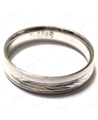 ALIANZA PLATA 4MM TALLADO ESPIGA CENTRO CANTOS MATE