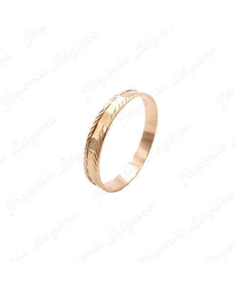 ALIANZA ORO 18KT OCASION 4MM ARISTAS CENTRO+TRENZADO FILOS