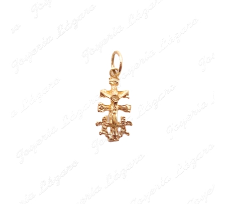 CRUZ DE CARAVACA ORO 18 KTS 7X15MM CRISTO RELIEVE