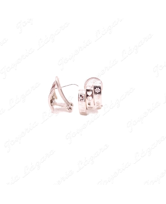 PEND. PLATA BANDAS CORAZONES Y GRECA CIERRE OMEGA