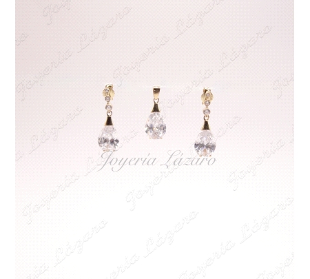 PENDIENTES CON PERITA EN CRISTAL Y CIRCONITAS SEMILARGOS, IDEALES PARA NOVIA
PARA COMBINAR A JUEGO CON 18COG00028