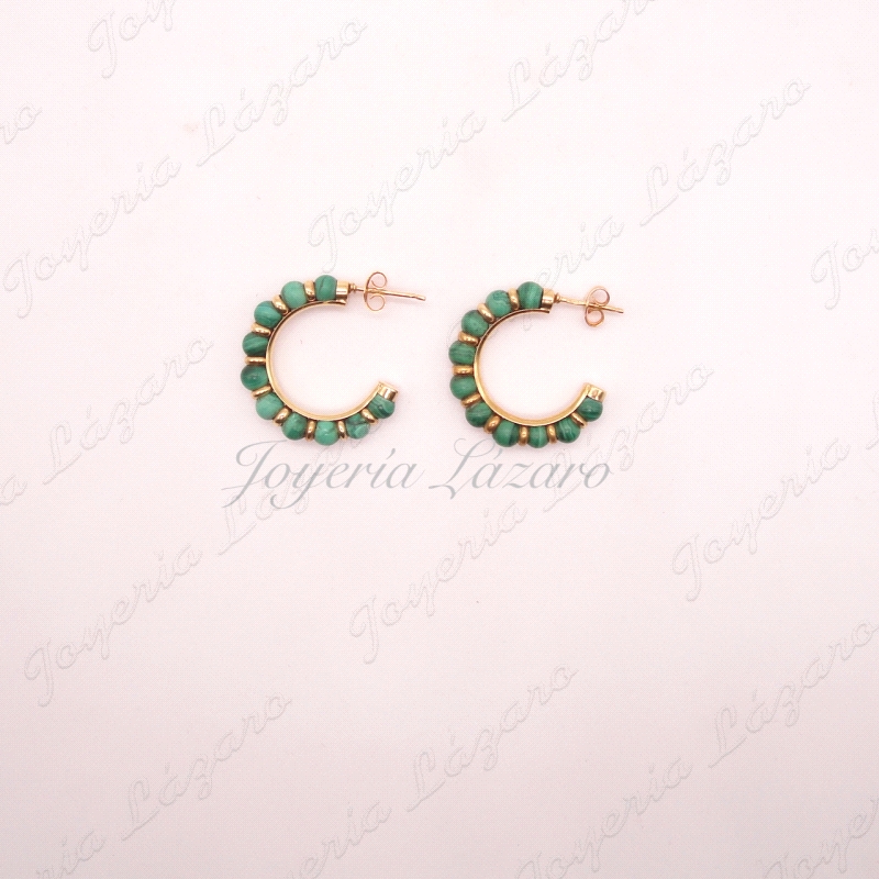 PEND. 18KTS AROS ABIERTOS  17MM INT. BOLITAS MALAQUITA (VERDE ) C. PRE