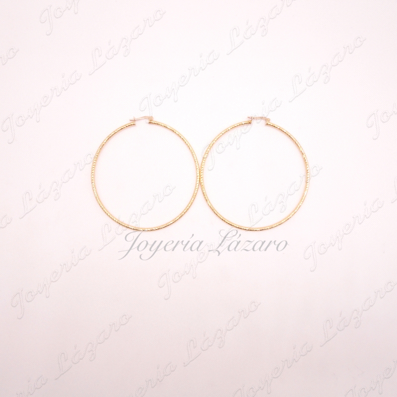 PEND. 18KTS AROS TUBO 2MM TALLADO BRILLO 50MM INT.