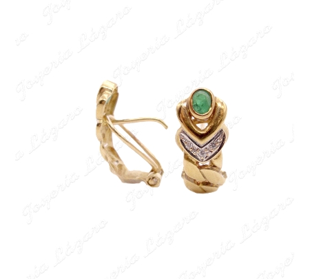 ORO 18 KTS PEND. OMEGA ESPIGA CON CABUJON ESMERALDA