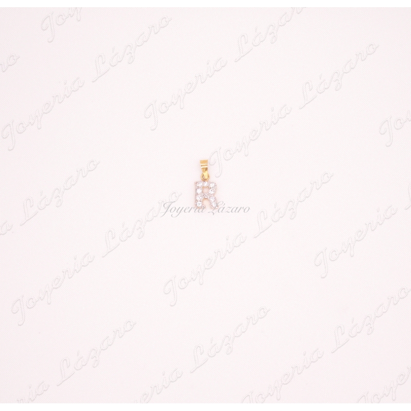 COLGANTE 18KTS LETRAS MITAD CIRCO C