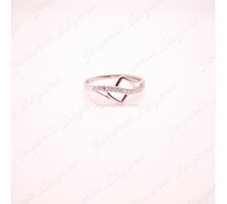 SORTIJA 18KTS BL. dos picos calador y circo