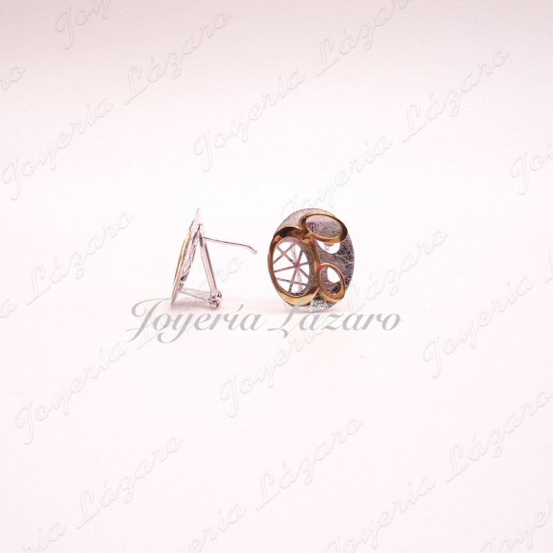 PEND. 18KT BIC. OVAL OMEGA