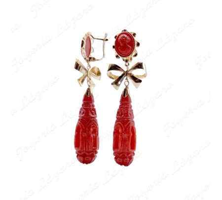 ORO 18 KTS PEND. CHUPONES ROJOS TALLADOS+LAZO 10X8