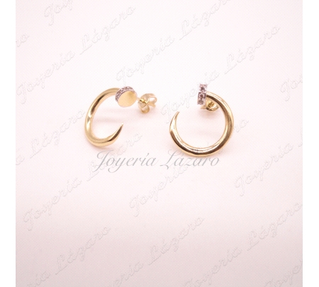 PENDIENTES  Aros pegados en plano, 13mm cierre presion, diseño clavo tipo Cartier.