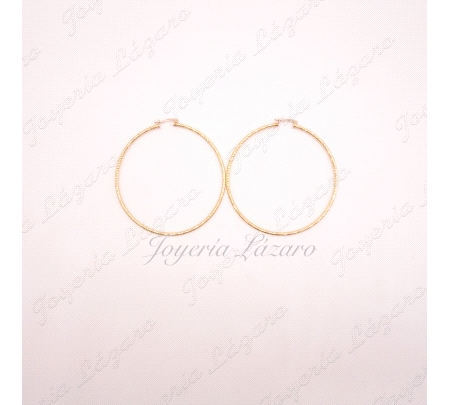 PEND. 18KTS AROS TUBO 2MM TALLADO BRILLO 50MM INT.