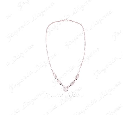 GARGANTILLA 18KTS BL. MOTIVOS CALADOS EN CENTRO