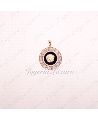 ORO 18 KTS COLGANTE BIC. ONIX GR VERSA 30mm