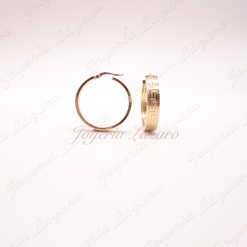 PEND. AROS ORO 9 KTS TABLA GRECA 4X15 MM INT.                                                       