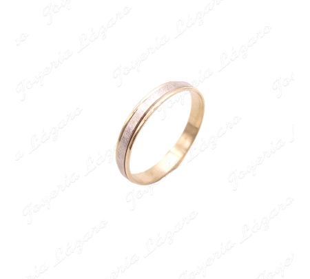 ALIANZA ORO 18KT SEMINUEVA BICOLOR 4MM CENTRO RAYADO                                                
