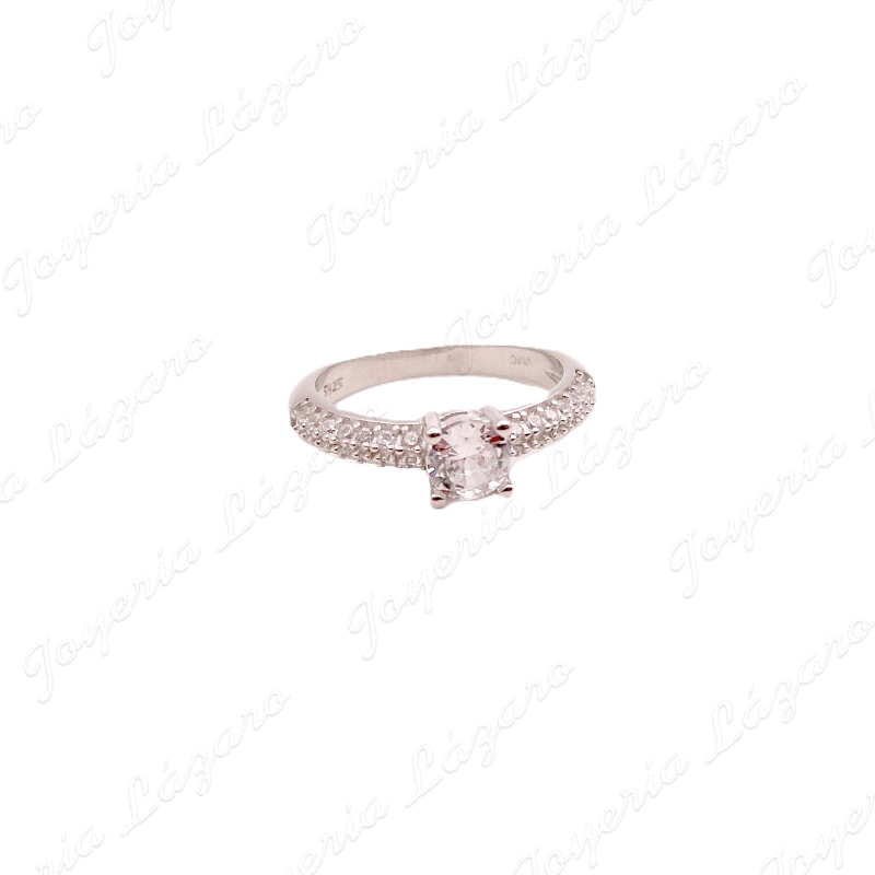 SORTIJA PLATA SOLITARIO CIRCONITA EN 4 GARRAS +CIRCONITAS MEDIO CINTO                               