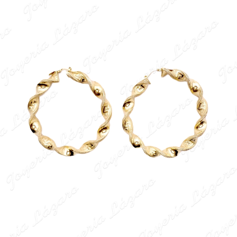 PEND. AROS ORO 18KT OCSEMU¡INUEVO SEMINUEVO  RIZADOS 8MMX45MM INT. GRE                              