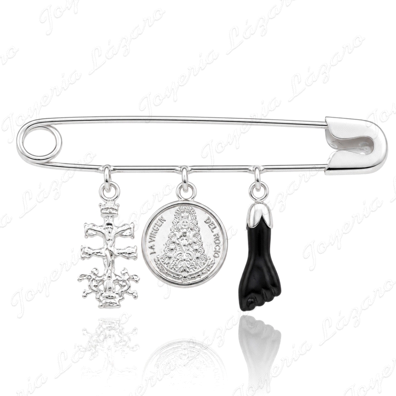 ALFILER IMPERDIBLE PLATA CARAVACA+VIRGEN DEL ROCIO+PUÑO HIGA                                        